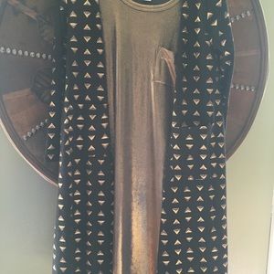 Lularoe scarlett and sariah.